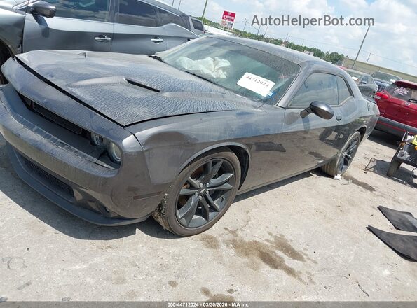 2C3CDZAG9JH334059 2018 DODGE CHALLENGER Серый Передняя левая четверть