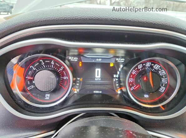 2C3CDZAGXJH339609 2018 DODGE CHALLENGER Серый Вид щитка приборов