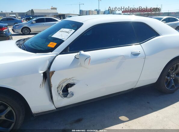 2C3CDZAGXLH240288 2020 DODGE CHALLENGER White Vista frontal
