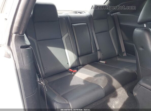 2C3CDZAGXNH100468 2022 DODGE CHALLENGER Белый Вид наклейки с VIN-кодом
