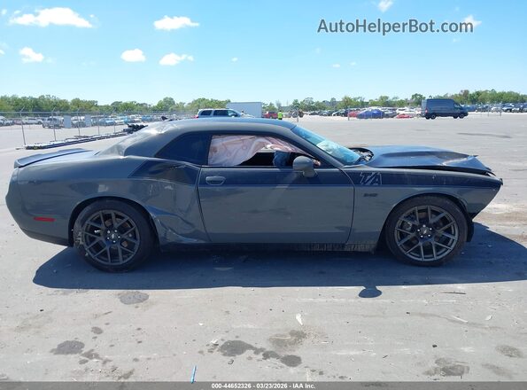 2C3CDZBT1HH542104 2017 DODGE CHALLENGER Серый Вид задней части салона