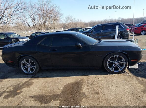 2C3CDZBT3LH118643 2020 DODGE CHALLENGER Черный Вид задней части салона