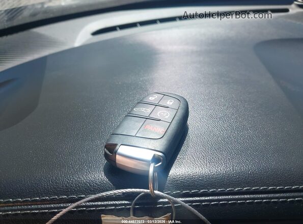 2C3CDZBT3PH597362 2023 DODGE CHALLENGER Черный Вид панели приборов