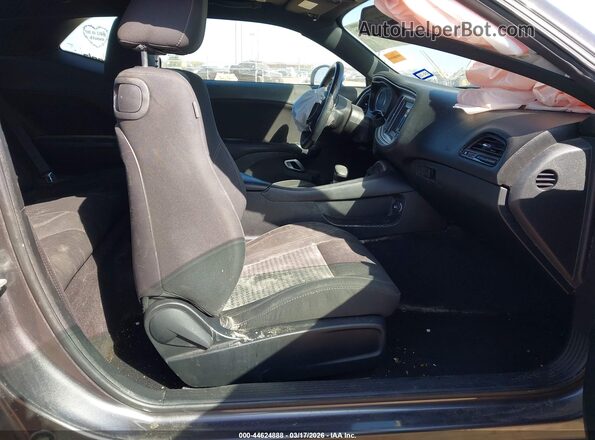 2C3CDZBT5JH211600 2018 DODGE CHALLENGER Gray Vista interior delantera