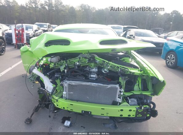 2C3CDZC90PH633107 2023 DODGE CHALLENGER Зеленый Вид задней части салона