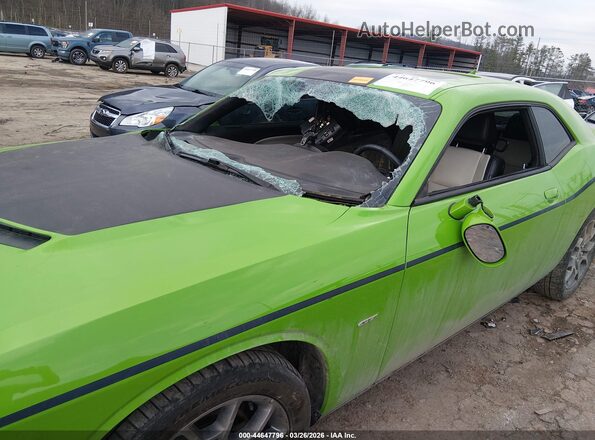 2C3CDZGG3HH551012 2017 DODGE CHALLENGER Зеленый Вид спереди