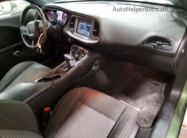 2C3CDZGG3KH759852 2019 DODGE CHALLENGER Green Widok deski rozdzielczej