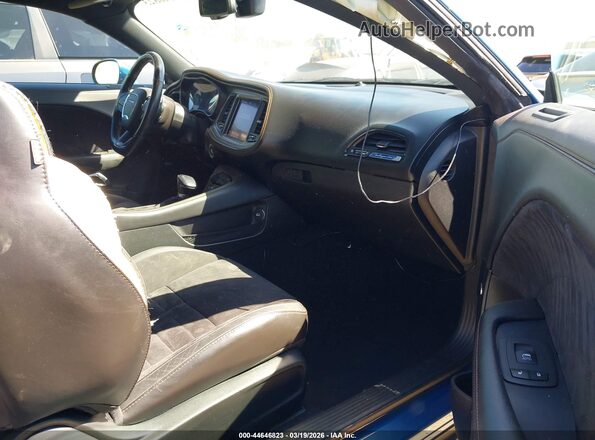 2C3CDZJG4LH156452 2020 DODGE CHALLENGER Синий Вид салона спереди