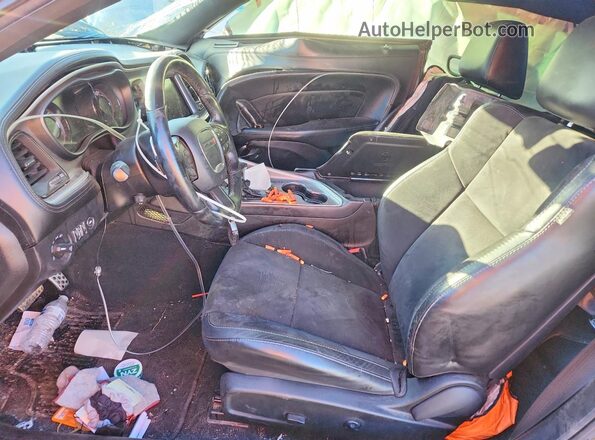 2C3CDZKG8LH110766 2020 DODGE CHALLENGER Угольный Вид салона спереди