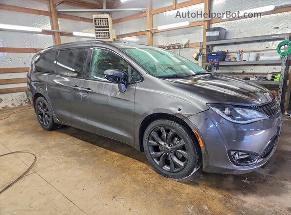 2C4RC1BG0JR235195 2018 CHRYSLER PACIFICA Серый Передняя правая четверть