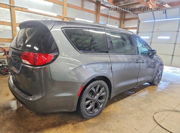 2C4RC1BG0JR235195 2018 CHRYSLER PACIFICA Серый Задняя правая четверть