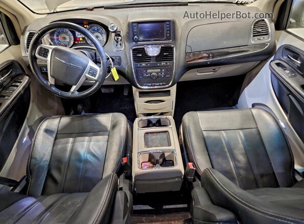 2C4RC1BG1GR135437 2016 CHRYSLER TOWN Угольный Вид панели приборов