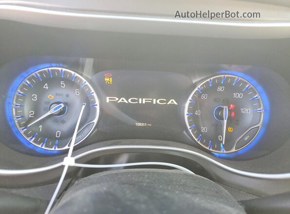 2C4RC1BG1MR604358 2021 CHRYSLER PACIFICA Белый Вид щитка приборов