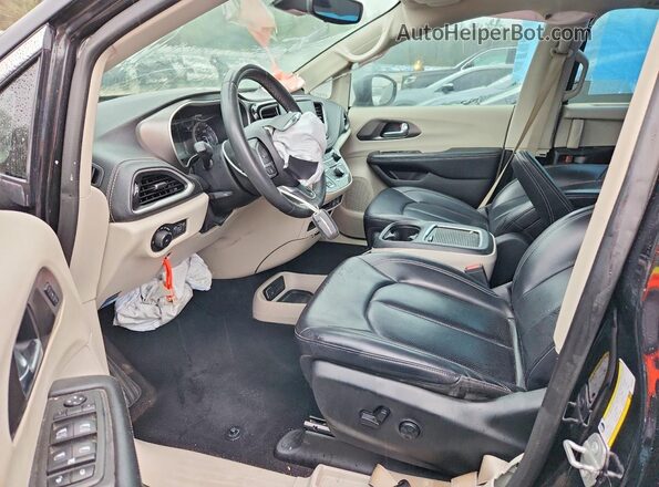 2C4RC1BG2PR526953 2023 CHRYSLER PACIFICA Black Widok wnętrza z przodu