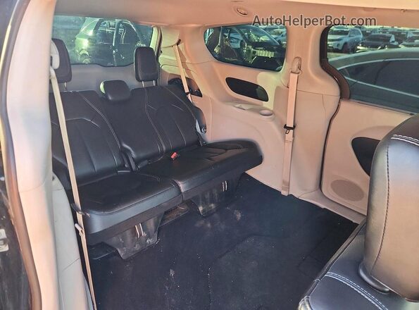 2C4RC1BG2RR147048 2024 CHRYSLER PACIFICA Черный Вид задней части салона