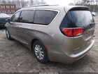 2018 Chrysler Pacifica Touring L Silver vin: 2C4RC1BG3JR236129