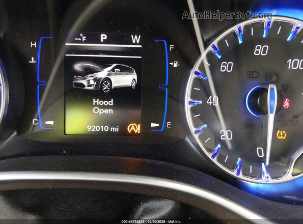 2C4RC1BG3JR236129 2018 CHRYSLER PACIFICA Silver 