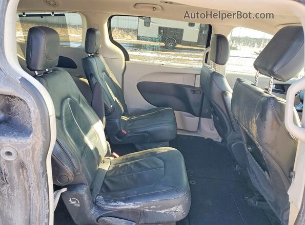 2C4RC1BG4LR109893 2020 CHRYSLER PACIFICA Gray Vista interior trasera