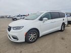 2021 Chrysler Pacifica Touring L White vin: 2C4RC1BG4MR607822