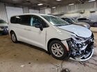 2024 Chrysler Pacifica Touring L Белый vin: 2C4RC1BG4RR175983