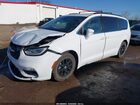 2022 Chrysler Pacifica Touring L White vin: 2C4RC1BG5NR170690