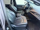 2018 Chrysler Pacifica Touring L Gray vin: 2C4RC1BG9JR353892