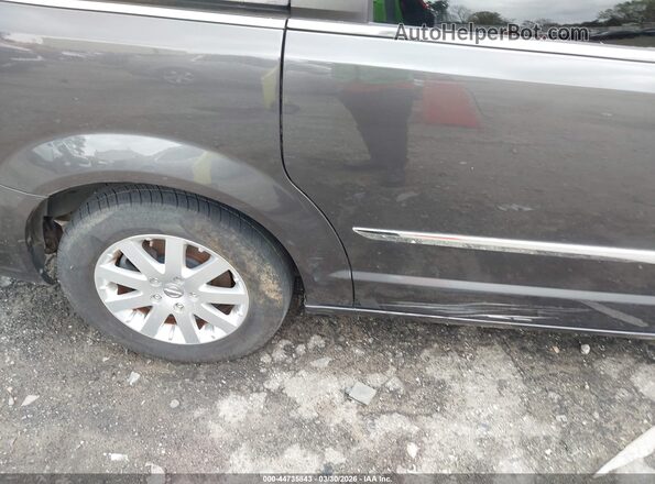 2C4RC1BGXGR212600 2016 CHRYSLER TOWN & COUNTRY Серый 