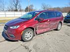 2023 Chrysler Pacifica Touring L Burgundy vin: 2C4RC1BGXPR560364