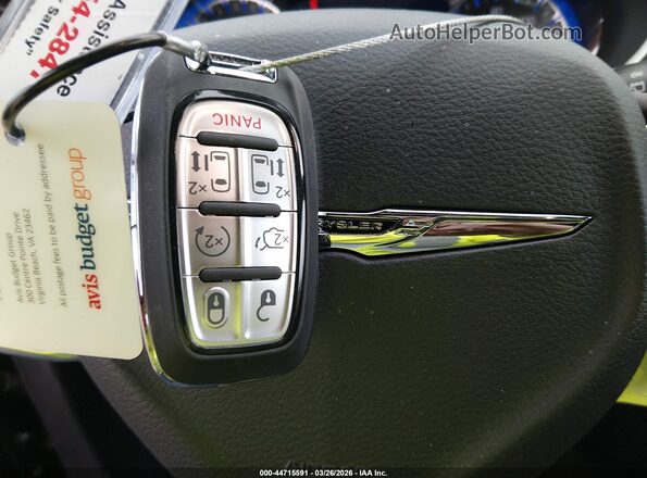 2C4RC1BGXTR231027 2026 CHRYSLER PACIFICA Черный Вид панели приборов