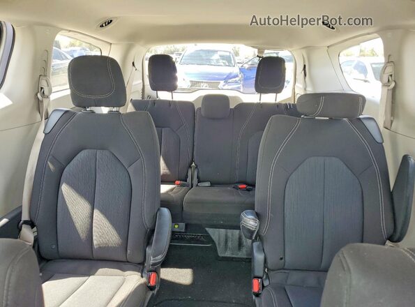 2C4RC1CG0NR204565 2022 CHRYSLER VOYAGER Серый Вид задних сидений