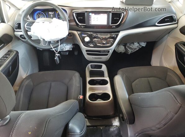 2C4RC1CG0PR586261 2023 CHRYSLER VOYAGER Черный Вид панели приборов
