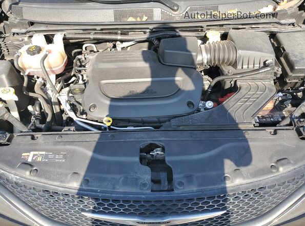 2C4RC1CG1PR534461 2023 CHRYSLER VOYAGER Black უკანა სალონის ხედი