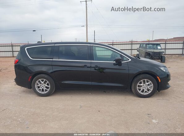 2C4RC1CG1RR167872 2024 CHRYSLER VOYAGER Черный Вид задней части салона