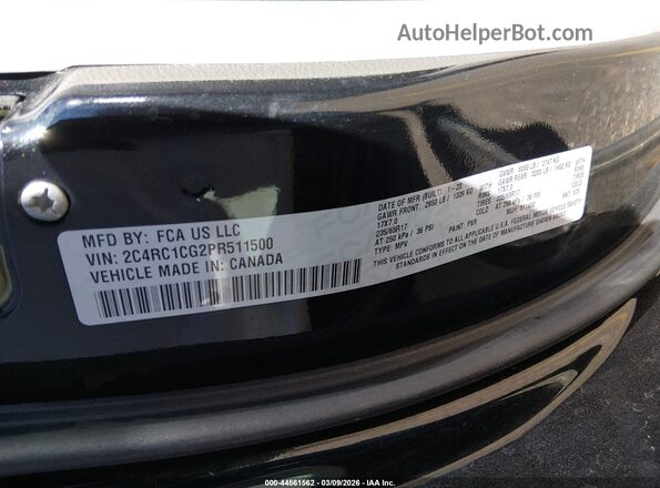 2C4RC1CG2PR511500 2023 CHRYSLER VOYAGER Black Vista del compartimento del motor