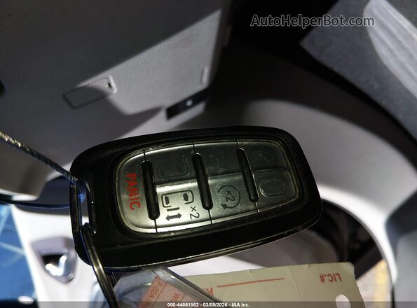 2C4RC1CG2PR511500 2023 CHRYSLER VOYAGER Black Vista del salpicadero