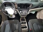 2023 Chrysler Voyager Lx Белый vin: 2C4RC1CG2PR623665 Damage: Right Knee Airbag, Deployed, Replacement Required