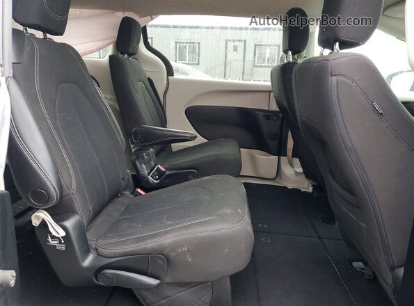 2C4RC1CG4PR602624 2023 CHRYSLER VOYAGER Серый Вид задней части салона