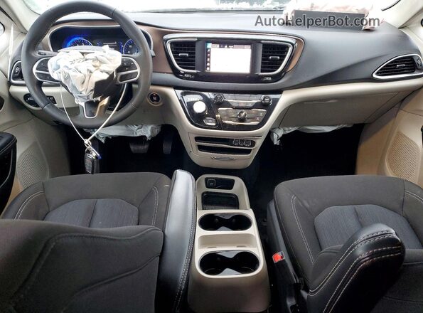 2C4RC1CG4PR602624 2023 CHRYSLER VOYAGER Серый Вид панели приборов