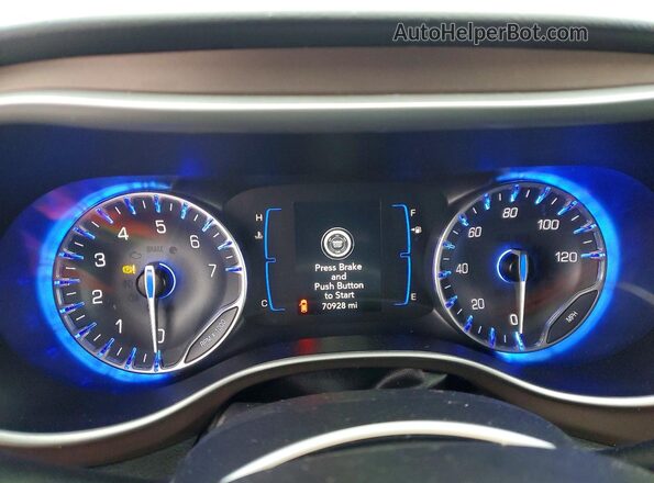 2C4RC1CG4PR602624 2023 CHRYSLER VOYAGER Серый Вид щитка приборов