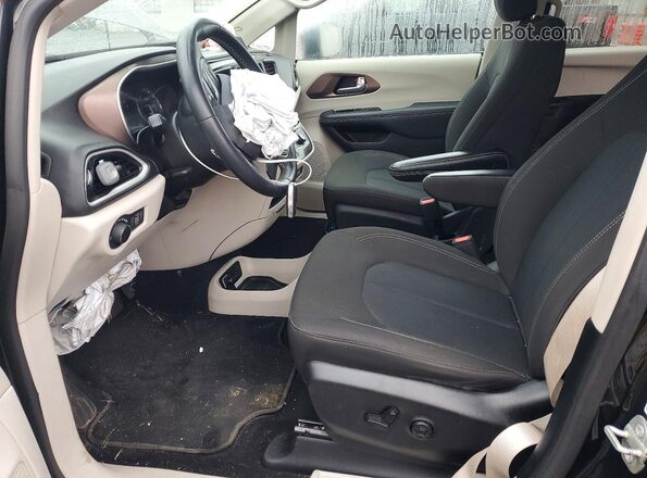 2C4RC1CG5RR101390 2024 CHRYSLER VOYAGER Черный Вид салона спереди