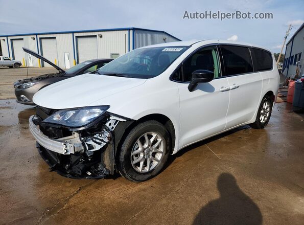 2C4RC1CG5RR176879 2024 CHRYSLER VOYAGER White წინა მარცხენა ხედი სამი მეოთხედიდან