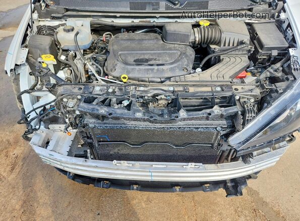 2C4RC1CG5RR176879 2024 CHRYSLER VOYAGER White უკანა სალონის ხედი