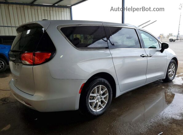 2C4RC1CG6PR550218 2023 CHRYSLER VOYAGER Silver Trasero derecho