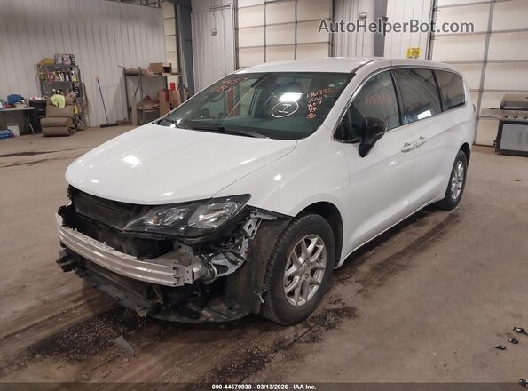 2C4RC1CG6RR194033 2024 CHRYSLER VOYAGER White Przód lewy