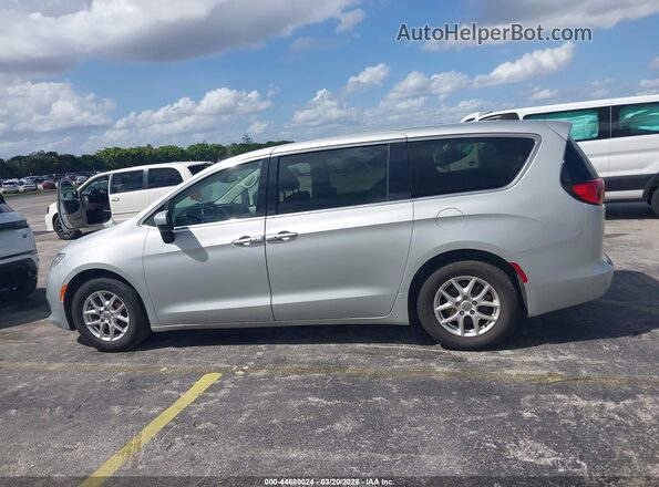 2C4RC1CG7PR548428 2023 CHRYSLER VOYAGER Silver 360 interior view