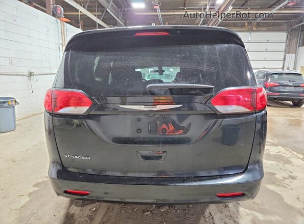 2C4RC1CG8NR208783 2022 CHRYSLER VOYAGER Черный Вид сзади