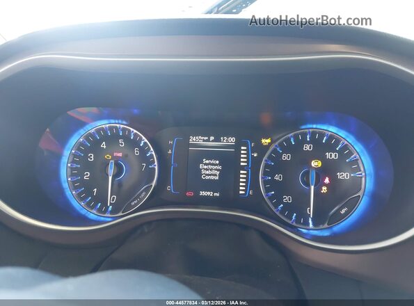 2C4RC1CGXPR628323 2023 CHRYSLER VOYAGER White Vista de los asientos traseros