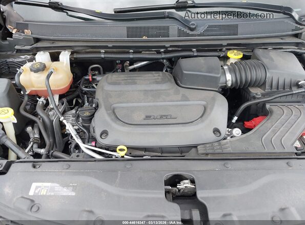 2C4RC1DG0LR265393 2020 CHRYSLER VOYAGER Серый Вид сзади