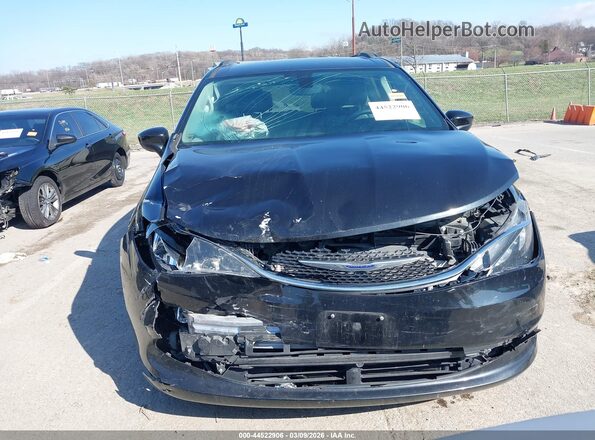 2C4RC1DG6LR145193 2020 CHRYSLER VOYAGER Черный Вид щитка приборов
