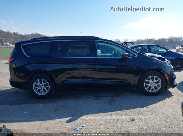 2C4RC1DG6LR145193 2020 CHRYSLER VOYAGER Черный Вид задней части салона